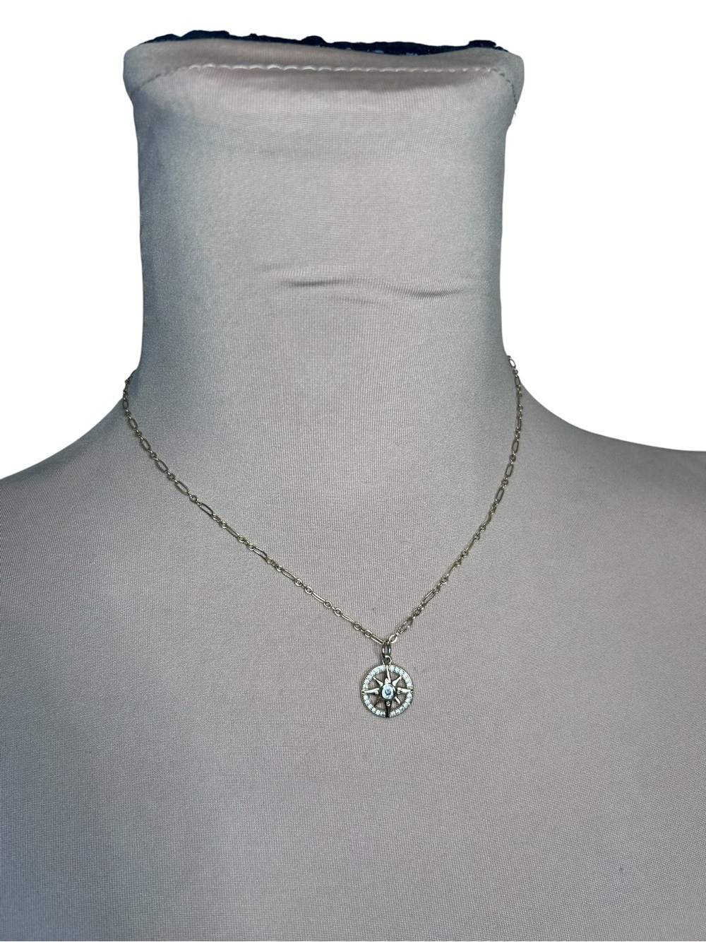 Dainty North Star/Compass Necklace - Gold - Picture 2 of 10